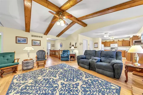 207 Surrey Ct, O'fallon, MO 63366 photo 8