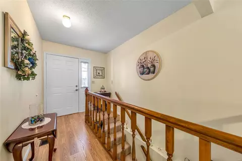 207 Surrey Ct, O'fallon, MO 63366 photo 5