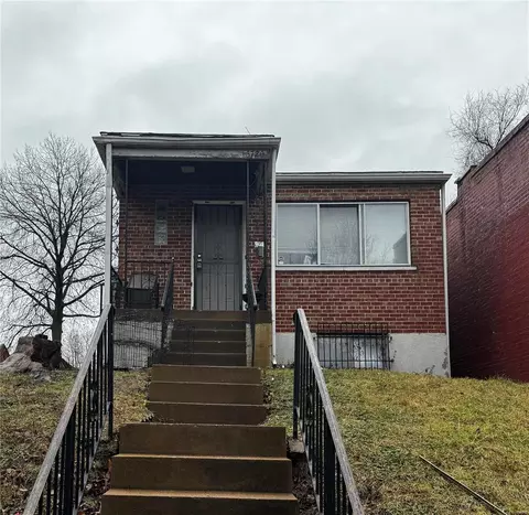 3720 Nebraska Ave, Saint Louis, MO 63118