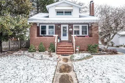 2918 Mckibbon Rd, Saint Louis, MO 63114