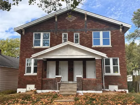 5517 Pennsylvania Ave, Saint Louis, MO 63111