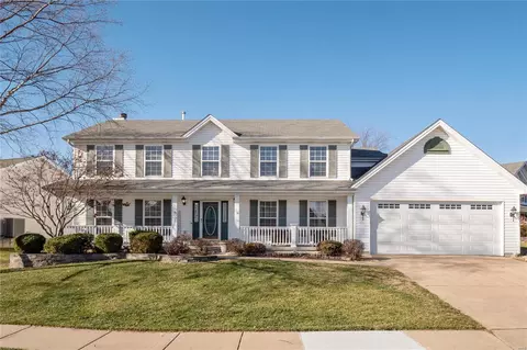 13 Rosebury Ct, Saint Peters, MO 63376