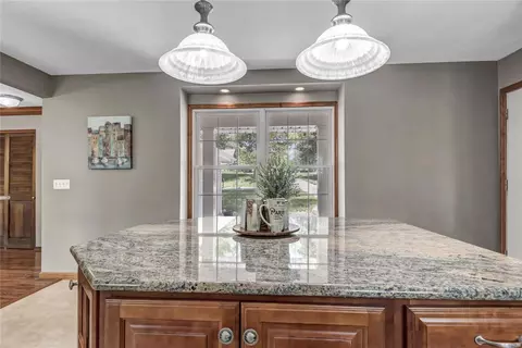 Kitchen - 18 Cedarview Ct, Saint Charles, MO 63303 photo 6 of 7