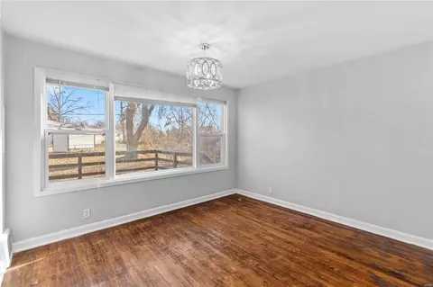 1207 Odessa Dr, Saint Louis, MO 63137 photo 6