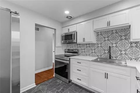 1207 Odessa Dr, Saint Louis, MO 63137 photo 10