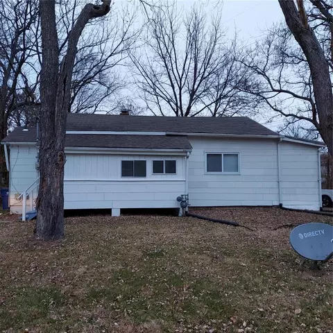 8033 Winfield Ave, Saint Louis, MO 63114