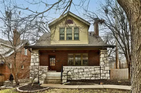 7730 Lile Ave, Richmond Heights, MO 63117