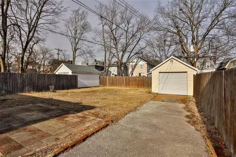 7461 Flora Ave, Saint Louis, MO 63143 photo 37