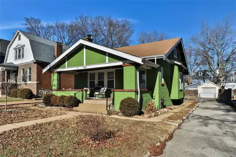 7461 Flora Ave, Saint Louis, MO 63143 photo 2