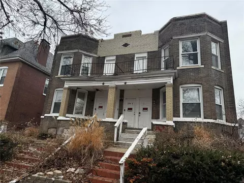 5069 Vernon Ave, Saint Louis, MO 63113