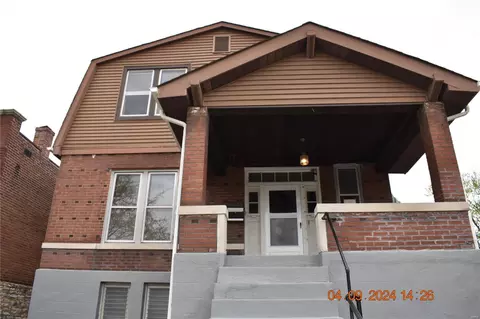 4915 Gresham Ave, Saint Louis, MO 63109