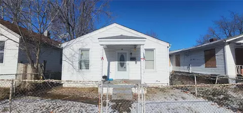 1163 Howell St, Saint Louis, MO 63147