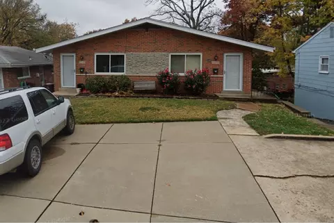 3149 Sherman Dr, Saint Ann, MO 63074