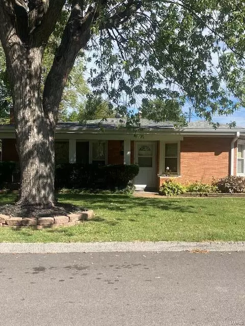 9007 Bobb Ave, Saint Louis, MO 63114