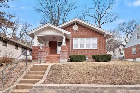 120 Adelle Ave, Saint Louis, MO 63135