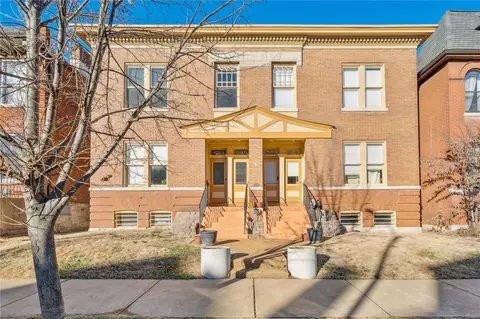 4133 Russell Blvd #B, Saint Louis, MO 63110