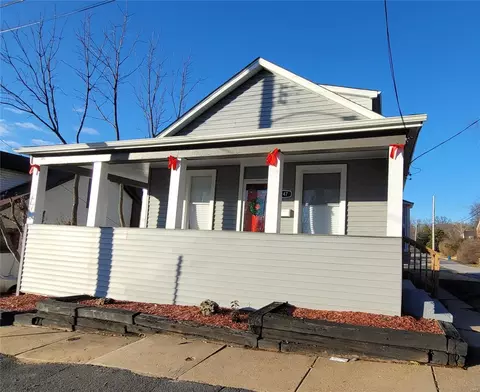 147 Hereford Ave, Saint Louis, MO 63135