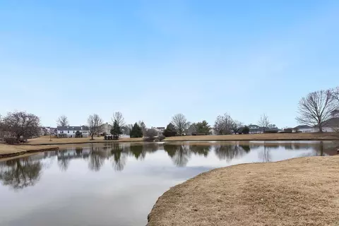 View/Area - 2201 Quaint Cottage Dr, O'fallon, MO 63368 photo 2 of 4