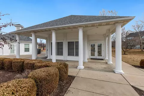 Exterior - 2201 Quaint Cottage Dr, O'fallon, MO 63368 photo 6 of 8