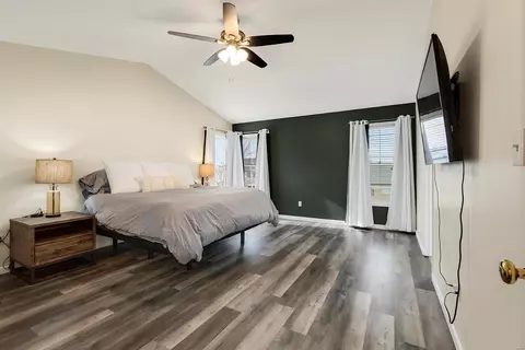 Bedroom - 2201 Quaint Cottage Dr, O'fallon, MO 63368 photo 1 of 3
