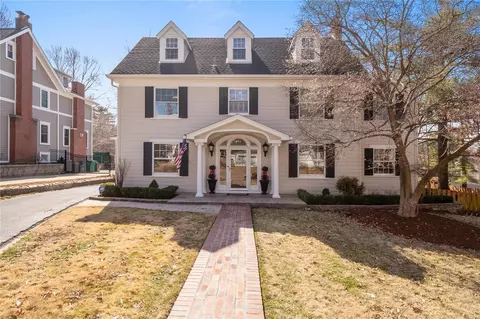 448 W Swon Ave, Saint Louis, MO 63119