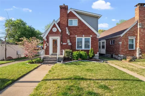 5600 Lansdowne Ave, Saint Louis, MO 63109