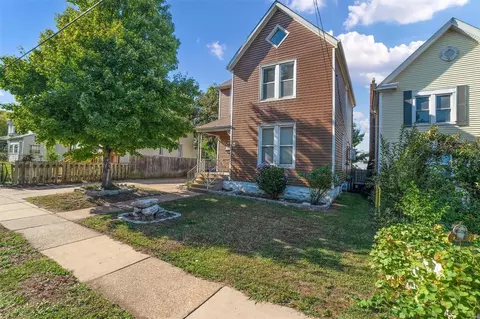 6205 Famous Ave, Saint Louis, MO 63139