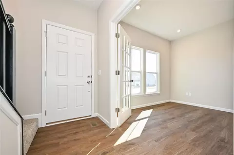 Entry Way - 2213 Eagle River Dr, Saint Paul, MO 63366 photo 2 of 2