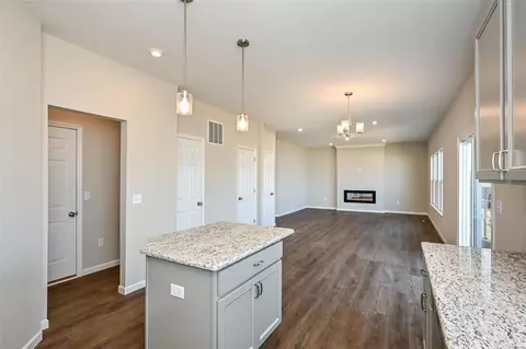 Living - 2213 Eagle River Dr, Saint Paul, MO 63366 photo 2 of 6