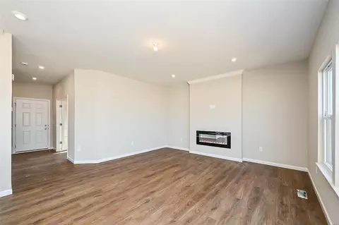 Living - 2213 Eagle River Dr, Saint Paul, MO 63366 photo 6 of 6