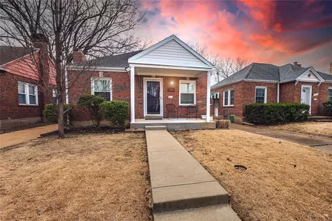 5874 Rhodes Ave, Saint Louis, MO 63109