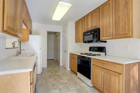 5583 Westerfield Pkwy #9A, Weldon Spring, MO 63304 photo 13