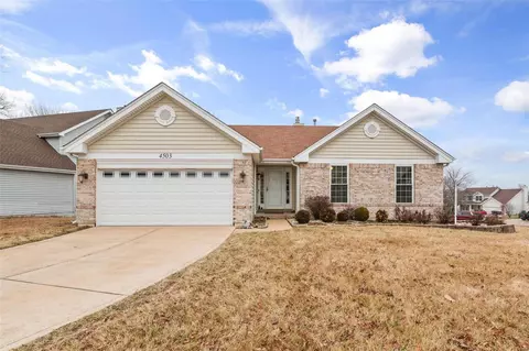 4503 Southridge Meadows Dr, Saint Louis, MO 63128