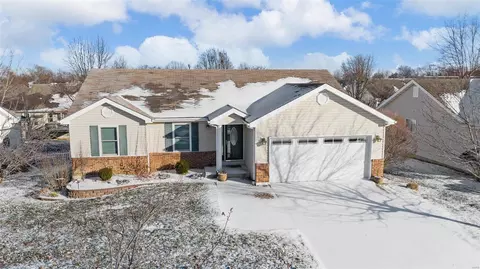 1132 Ashford Place Dr, O'fallon, MO 63366