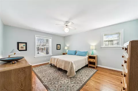 Bedroom - 7 Highgate Rd, Saint Louis, MO 63132 photo 4 of 6