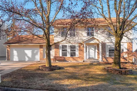 32 Franjoe Ct, Saint Charles, MO 63304