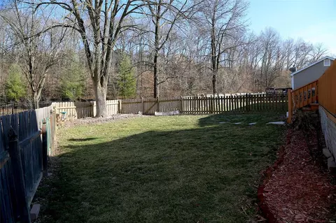 Exterior - 1436 Pepperdine Ct, Ballwin, MO 63021 photo 5 of 7