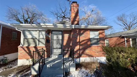 6803 Etzel Ave, Saint Louis, MO 63130