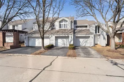 Exterior - 645 Highview Circle Dr, Ballwin, MO 63021 photo 6 of 8