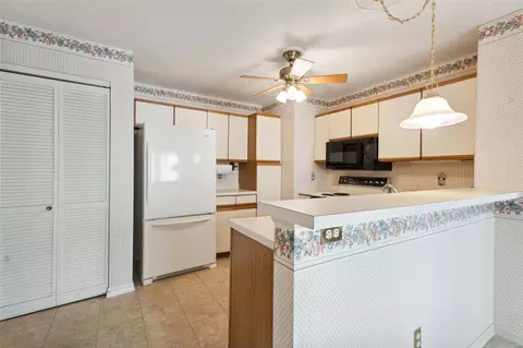 Kitchen - 645 Highview Circle Dr, Ballwin, MO 63021 photo 1 of 2