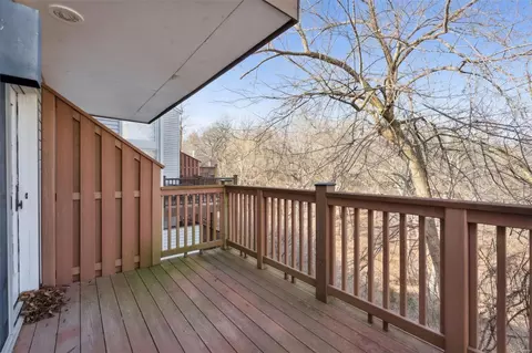 Exterior - 645 Highview Circle Dr, Ballwin, MO 63021 photo 3 of 8