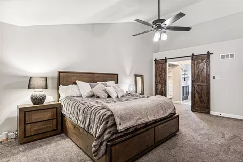 Bedroom - 389 Gateford Dr, Ballwin, MO 63021 photo 2 of 6