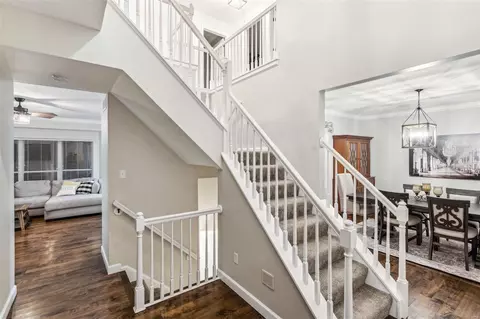 Entry Way - 389 Gateford Dr, Ballwin, MO 63021 photo 2 of 2