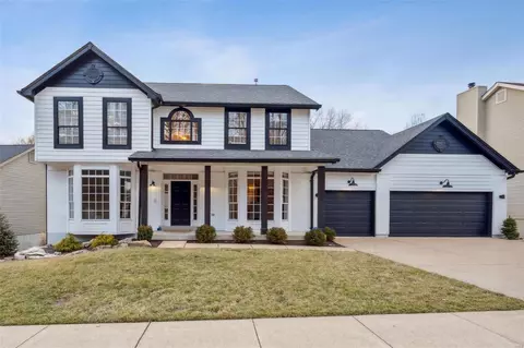 389 Gateford Dr, Ballwin, MO 63021