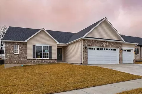 1715 Sophia Grace Ln, Fenton, MO 63026