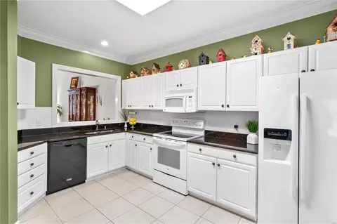 4 Shaelah Dr #7, Weldon Spring, MO 63304 photo 8