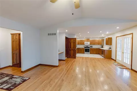 19 Cedar Knolls Ct, Weldon Spring, MO 63304 photo 12