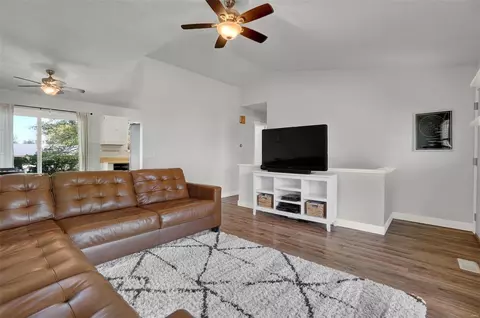 1349 Half Moon Dr, O'fallon, MO 63366 photo 7