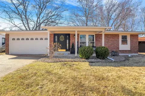 3325 Principia Ave, Saint Charles, MO 63301