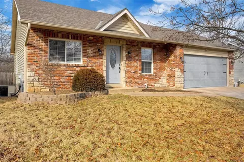 Exterior - 63 White Doe Ct, Eureka, MO 63025 photo 4 of 11